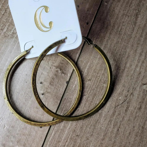 NWT Hypo Allergenic Gold Tone Fashion Hoop Earrings - Picture 6 of 16